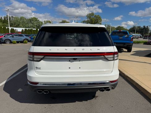 Used 2022 Lincoln Aviator Reserve w/ Equipment Group 201A AWD/4WD image 7