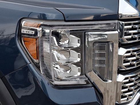 Used 2020 GMC Sierra 2500 Denali w/ Denali Ultimate Package image 9