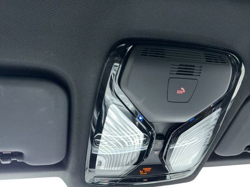 Used 2023 BMW X6 xDrive40i w/ M Sport Package image 35