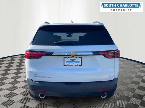Used 2022 Chevrolet Traverse LT w/ LPO, Floor Liner Package image 6