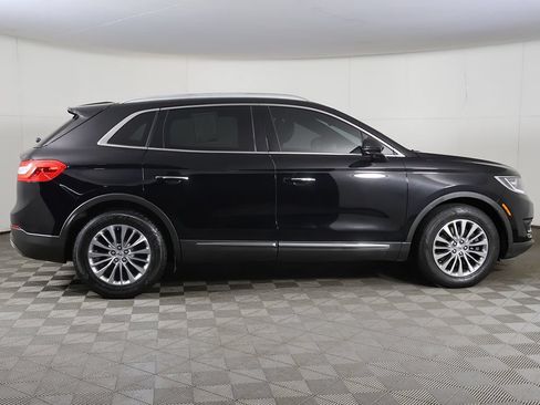 Used 2017 Lincoln MKX Select w/ Select Plus Package FWD image 17