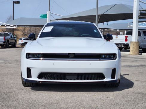 Used 2025 Dodge Charger Daytona Scat Pack w/ Track Pack image 2