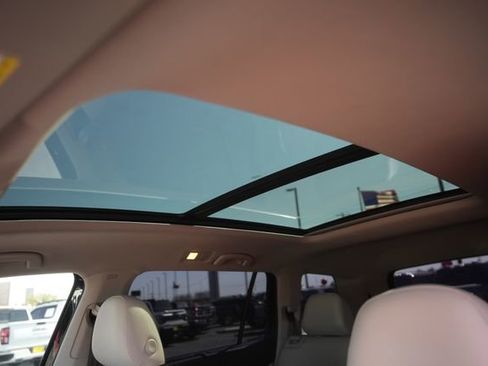 Used 2019 Volkswagen Atlas SEL image 11