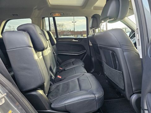 Used 2018 Mercedes-Benz GLS 550 4MATIC image 12