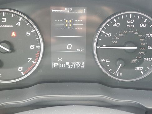 Used 2024 Subaru Crosstrek 2.0i Premium image 24