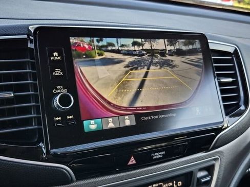 Used 2025 Honda Ridgeline Sport image 20