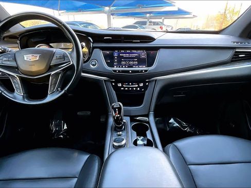 Used 2020 Cadillac XT5 Premium Luxury image 15