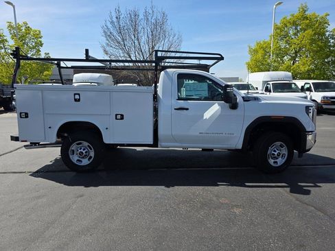 New 2024 GMC Sierra 2500 Pro w/ Convenience Package image 4