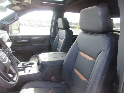 New 2026 GMC Sierra 2500 AT4 image 13