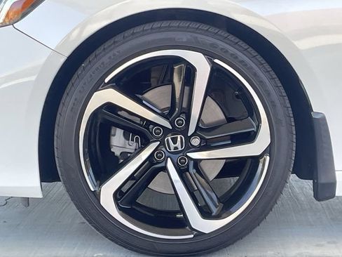 Used 2022 Honda Accord Sport image 30