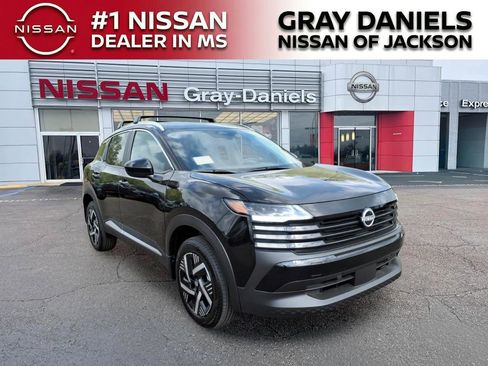 New 2026 Nissan Kicks SV w/ Charging Package image 1