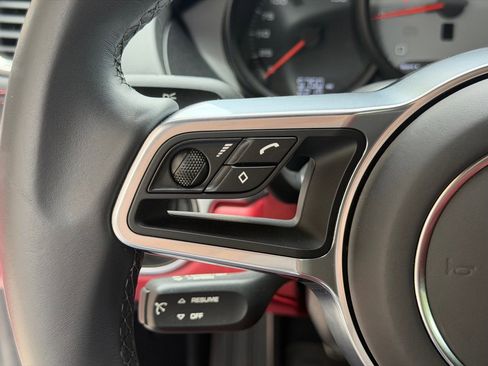 Used 2024 Porsche 718 Cayman S RWD image 34