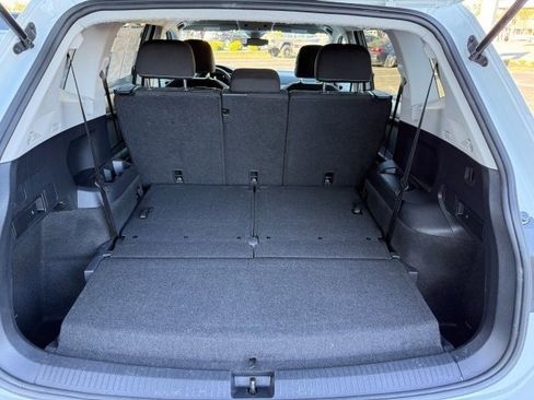 Used 2023 Volkswagen Tiguan S image 16