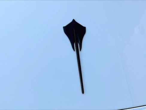 Used 2022 Chevrolet Corvette Stingray Coupe w/ Z51 Performance Package image 9