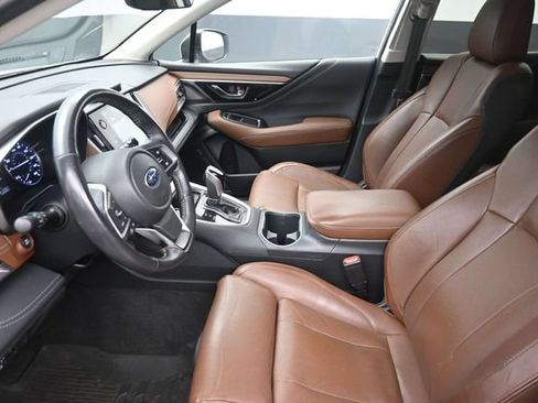 Used 2020 Subaru Outback Touring XT AWD/4WD image 17