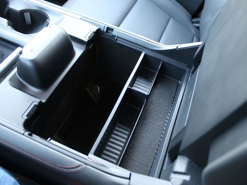 New 2025 Ford Expedition Active image 29