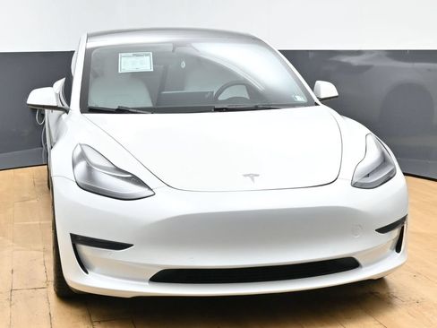 Used 2022 Tesla Model 3 Performance AWD/4WD image 3