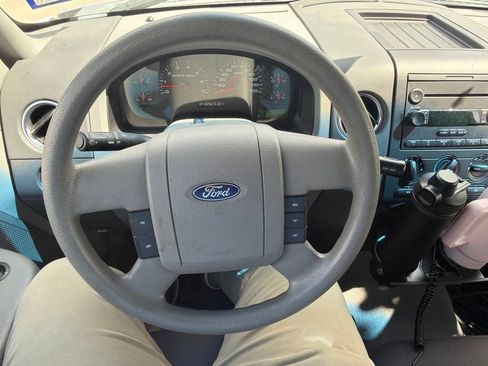 Used 2006 Ford F150 XLT RWD image 10