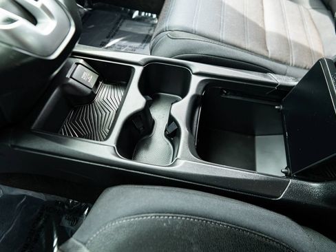 Used 2018 Honda CR-V LX image 44