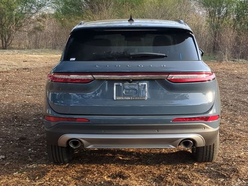New 2026 Lincoln Corsair Premiere image 4