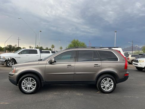 Used 2010 Volvo XC90 3.2 FWD image 2