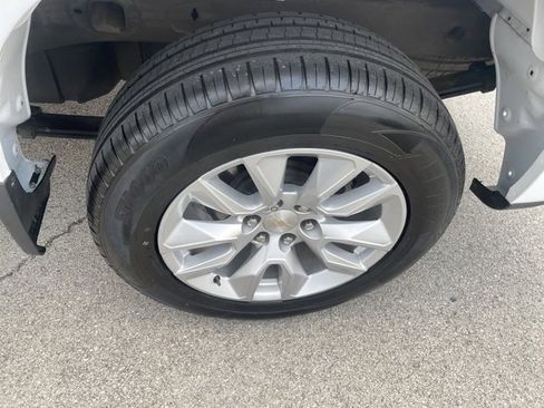 Used 2022 Chevrolet Silverado 1500 Custom image 20