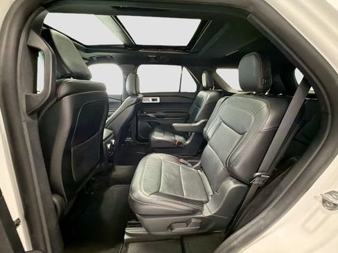 Used 2020 Ford Explorer Limited AWD/4WD image 24