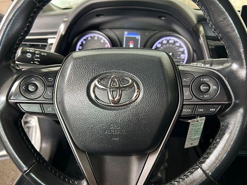 Used 2023 Toyota Camry SE FWD image 27