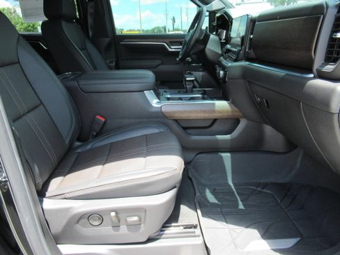 Used 2026 Chevrolet Silverado 1500 High Country w/ Midnight Edition RWD image 10