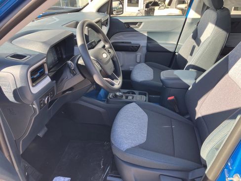 New 2025 Ford Maverick XLT image 12
