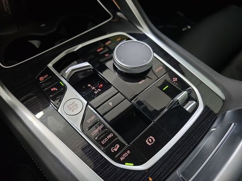 New 2026 BMW X6 xDrive40i w/ Premium Package image 17