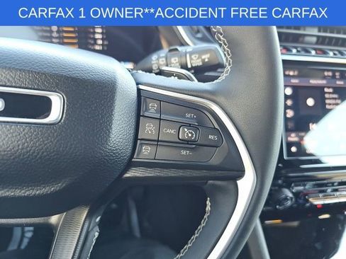 Used 2024 Jeep Grand Cherokee L Laredo image 37