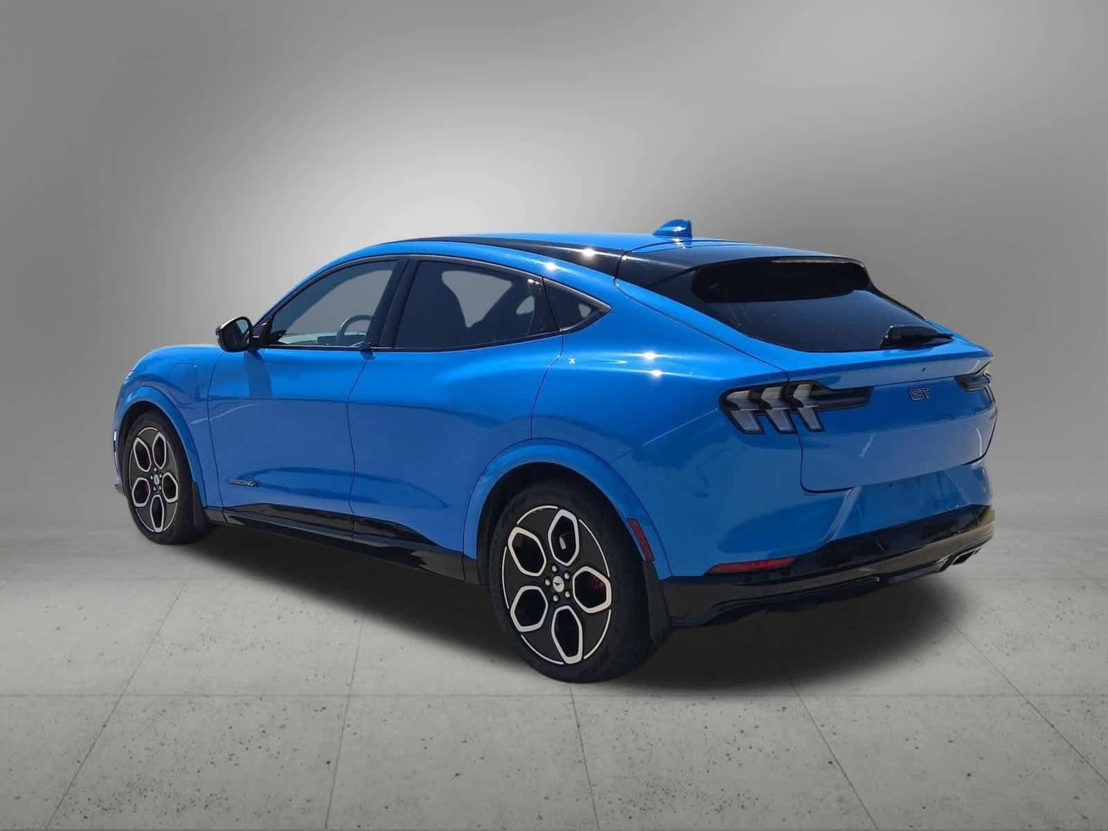 Used 2021 Ford Mustang Mach-E GT AWD/4WD image 4