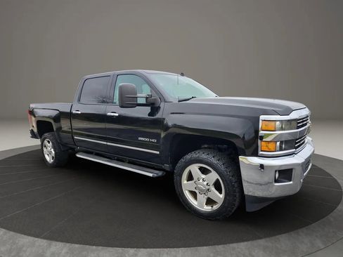 Used 2015 Chevrolet Silverado 2500 LTZ w/ LTZ Plus Package image 10