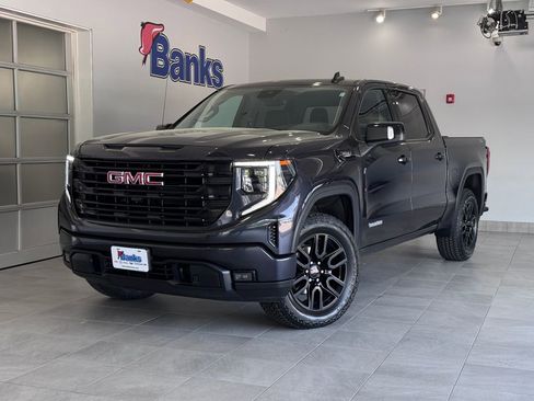 Certified 2022 GMC Sierra 1500 Elevation w/ Elevation Premium Package AWD/4WD image 2