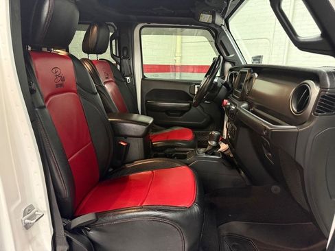 Used 2020 Jeep Gladiator Sport w/ Quick Order Package 24S image 11