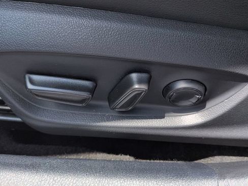 Certified 2022 Toyota Camry SE FWD image 15