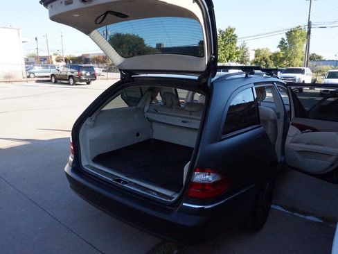 Used 2004 Mercedes-Benz E 500 4MATIC Wagon image 24