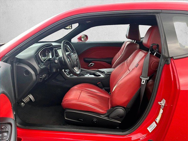 Used 2015 Dodge Challenger R/T Plus RWD image 24