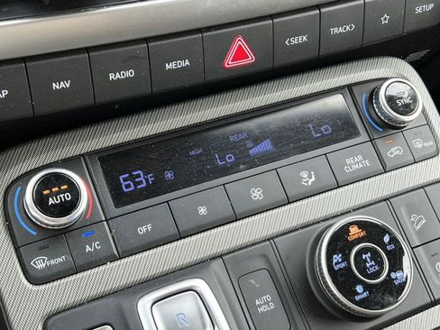 Used 2024 Hyundai Palisade SEL AWD/4WD image 25
