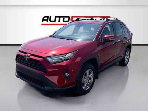 Used 2025 Toyota RAV4 XLE w/ Convenience Package AWD/4WD image 3