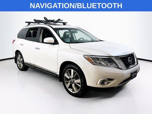 Used 2015 Nissan Pathfinder Platinum image 1