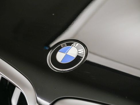 Used 2022 BMW X6 xDrive40i w/ Executive Package AWD/4WD image 9