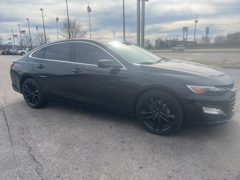 Used 2025 Chevrolet Malibu LT w/ Midnight Edition image 3