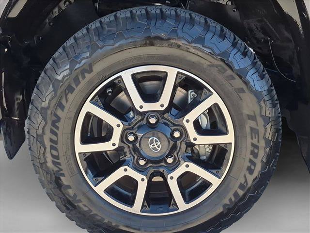 Certified 2021 Toyota Tundra SR5 w/ TRD Off-Road Package AWD/4WD image 22
