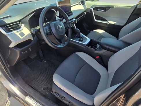 Used 2024 Toyota RAV4 XLE AWD/4WD image 22