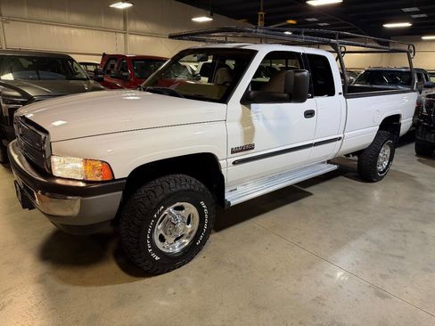 Used 2001 Dodge Ram 2500 Truck 4x4 Quad Cab image 13