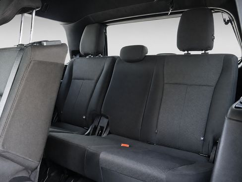 Used 2020 Ford Expedition XLT AWD/4WD image 20