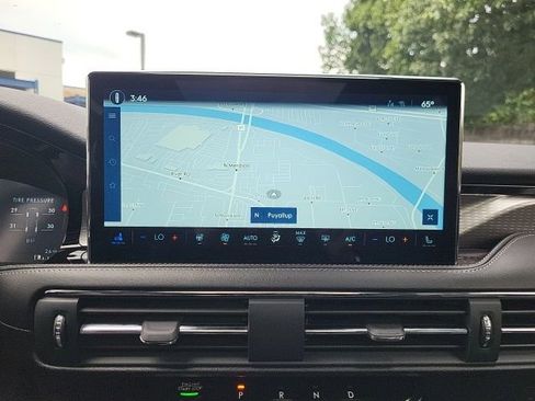 New 2025 Lincoln Corsair Reserve w/ Jet Appearance Package image 17