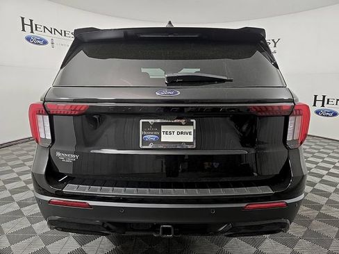Used 2026 Ford Explorer ST-Line w/ ST-Line Street Pack RWD image 6